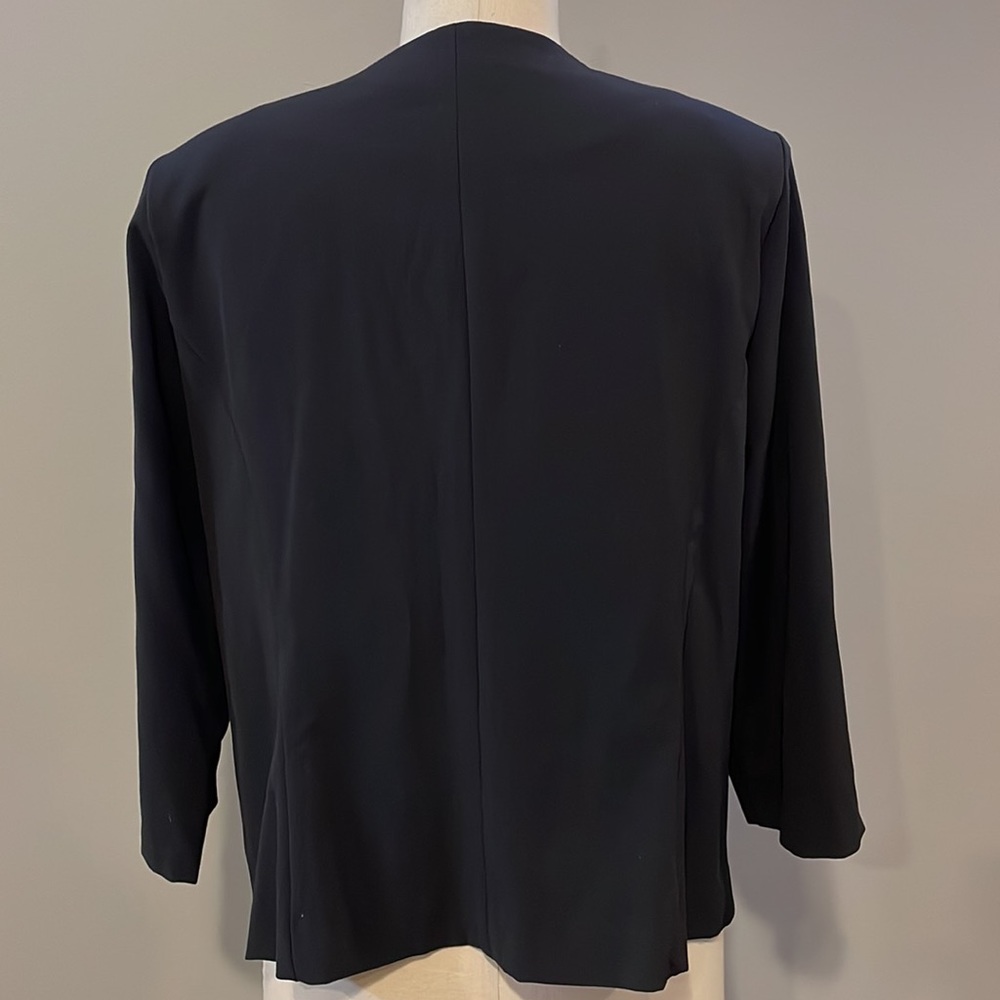 Sag Harbor Black 3/4 sleeve Blazer - Picture 4 of 7